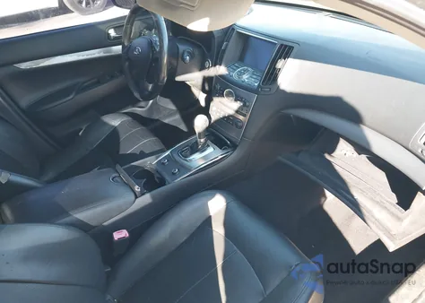 2015 Infiniti Q40 z USA, uszkodzony, nr VIN JN1CV6AP1FM580876